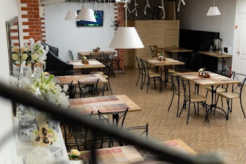 Ресторан Кафе-Кафе на Ленина