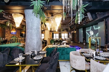 Ресторан The Jungle Restaurant Theatre