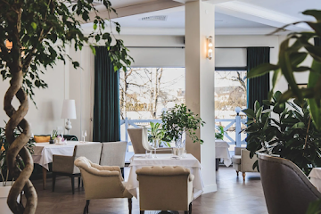 Ресторан Queen's Lake