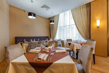 Ресторан РАЙКИН PLAZA HOTEL