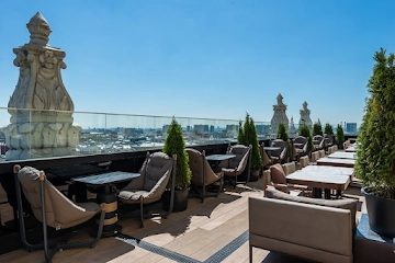 Ресторан OBLAKO