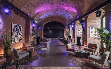 Ресторан LOFT HALL