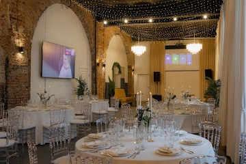 Ресторан COM.NATA на Петроградской