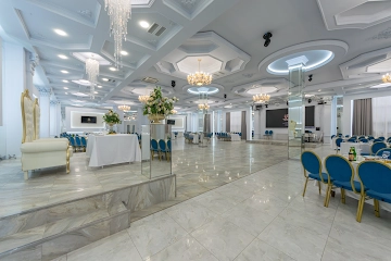 Ресторан Golden Plaza