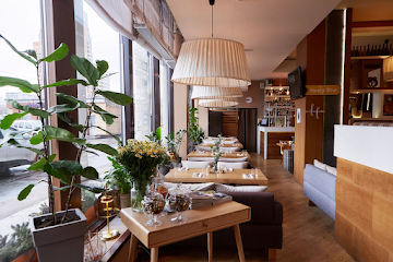 Ресторан Bona на проспекте Славы