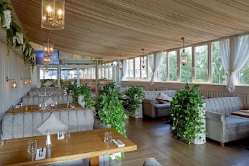 Ресторан Плюшкин