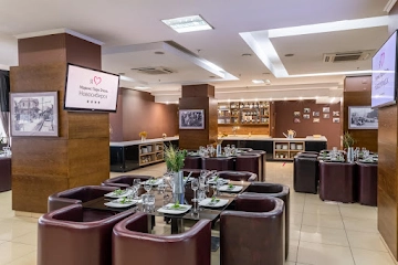 Ресторан Marins Park Hotel Novosibirsk