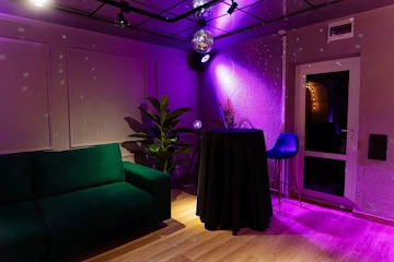 Ресторан Memories на набережной Обводного канала