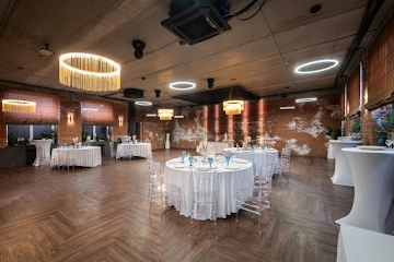 Ресторан Food Factory loft на Коммунистической