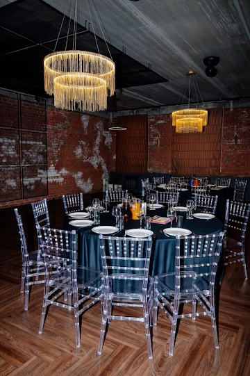 Ресторан Food Factory loft на Коммунистической