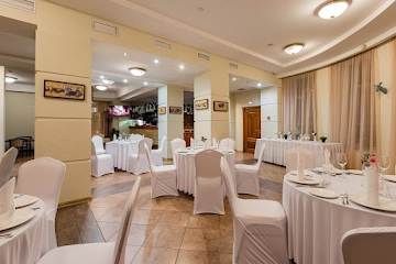 Ресторан Особняк в парке Сосновка