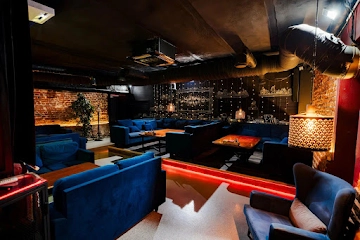 Ресторан SMOKE INN на Рентгена