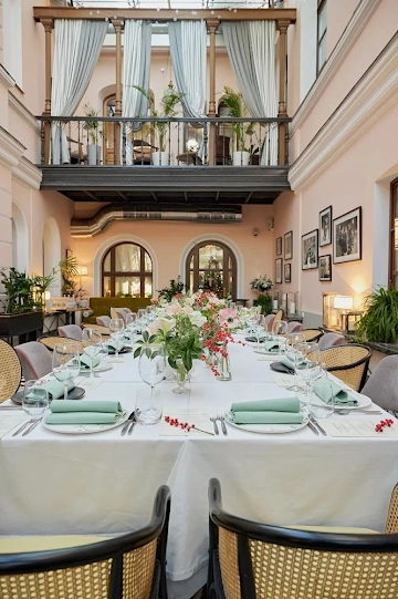 Ресторан 12 Grand Cafe