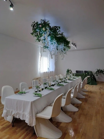 Ресторан Лесная Роса