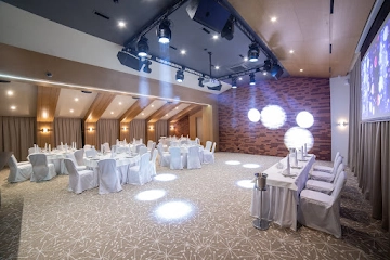 Ресторан STUDIO HALL