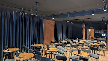 Ресторан StandUp клуб на Грибоедова