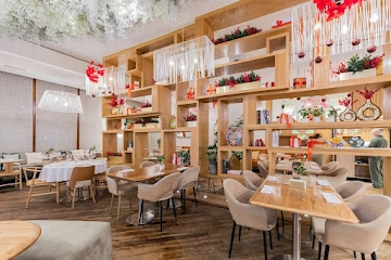 Ресторан BONA на Комендантском