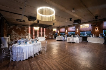 Ресторан Food Factory loft на Коммунистической