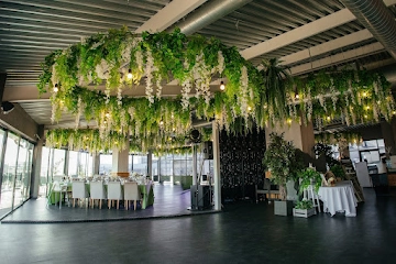 Ресторан SKY8 Terrace&Grill