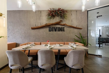 Ресторан Divine на Карла Маркса