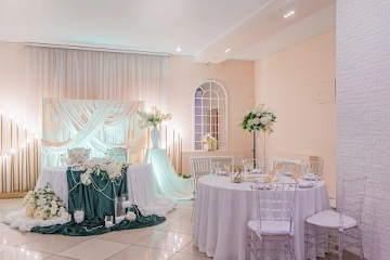 Ресторан Creme De La Creme