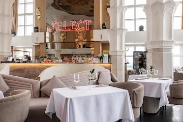 Ресторан OBLAKO