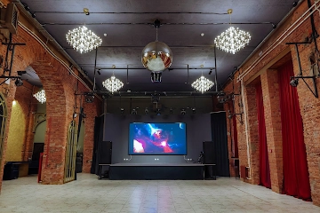 Ресторан COM.NATA на Петроградской