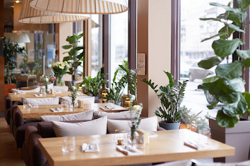 Ресторан Bona на проспекте Славы