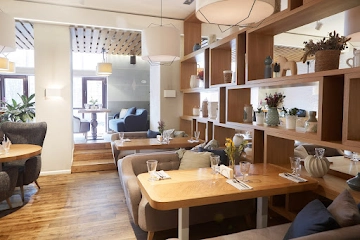 Ресторан BONA на Есенина