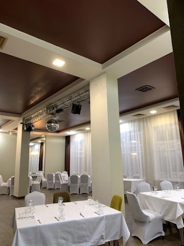 Ресторан FOROS AVENUE