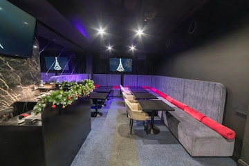 Ресторан Сто Друзей