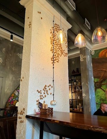 Ресторан Гиви to me на улице Ткачей