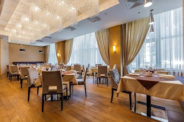 Ресторан РАЙКИН PLAZA HOTEL