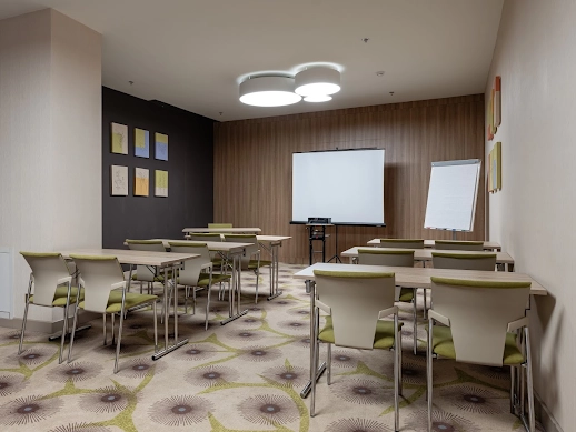 Ресторан Edge Seligerskaya-Moscow
