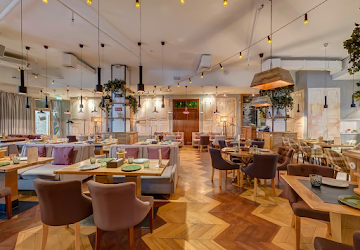 Ресторан Bon App Cafe