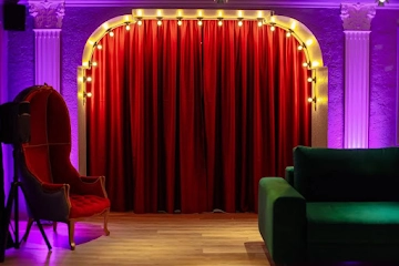 Ресторан Memories на набережной Обводного канала