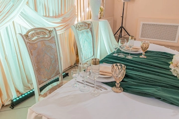 Ресторан Creme De La Creme