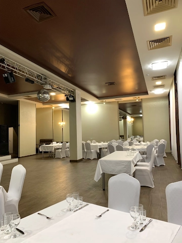 Ресторан FOROS AVENUE