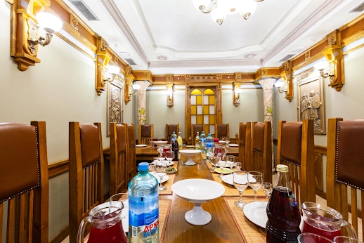 Ресторан Готика на Ангарской