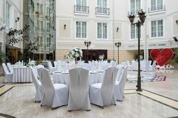 Ресторан Гранд Отель Эмеральд