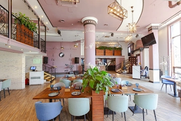 Ресторан Шато Манави на Адмирала Лазарева