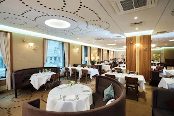 Ресторан Crown Hotel St. Petersburg