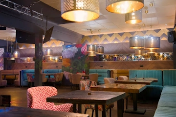 Ресторан Караоке-клуб Shizgara на Автозаводе