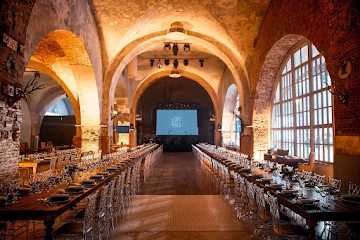 Ресторан LOFT HALL