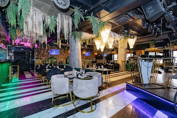 Ресторан The Jungle Restaurant Theatre