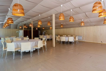 Ресторан Apple Hill