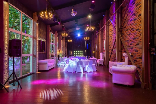 Ресторан STUDIOHALL