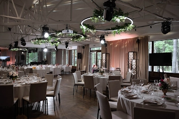 Ресторан Времена года в Зеленом городе