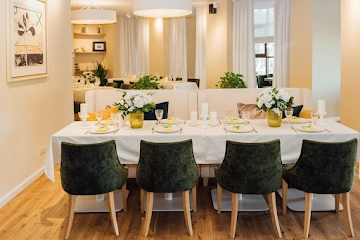 Ресторан BONA на Есенина