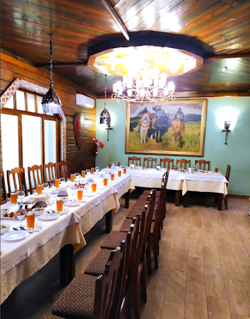 Ресторан «Коляда» на Жуковского